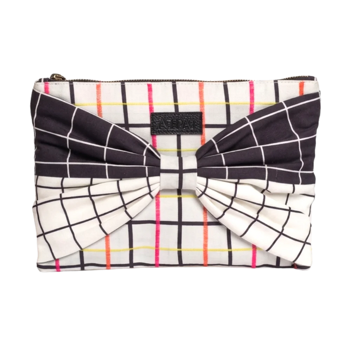 Carrie clutch in Plaid