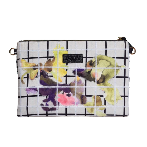 Carrie clutch in Stripes