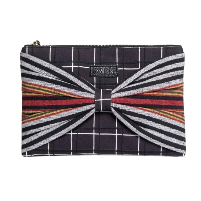 Carrie clutch in Black